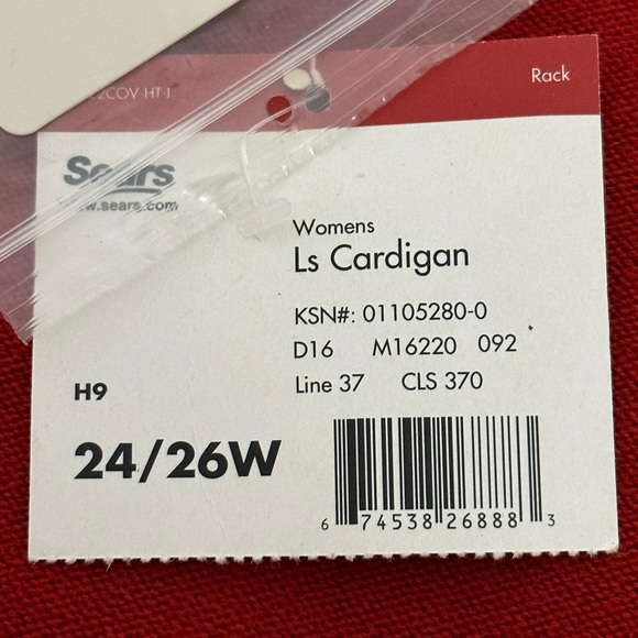 Covington Cardigan Womens 24/26 Red NWT Plus Button nice for Christmas Holiday - Picture 5 of 7